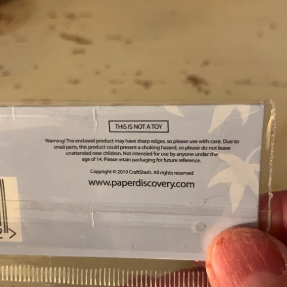 Fish & Shell Confetti - Picture 5 of 6